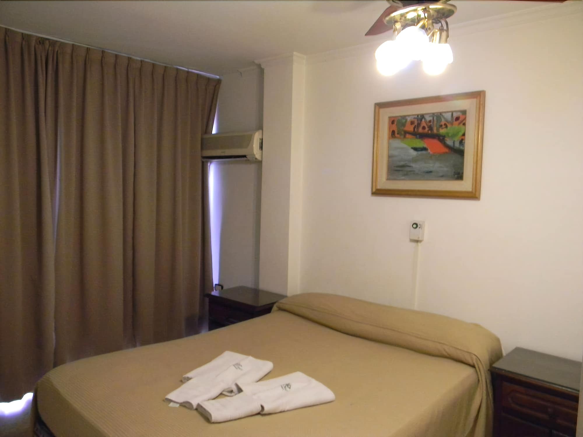 Cordoba Inn Apart Hotel Extérieur photo